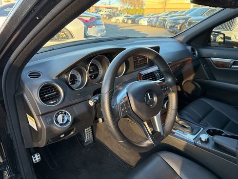 Used 2013 Mercedes-Benz C 250 Sedan image 28