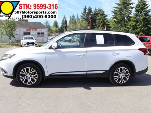 Used 2016 Mitsubishi Outlander SEL AWD/4WD image 5