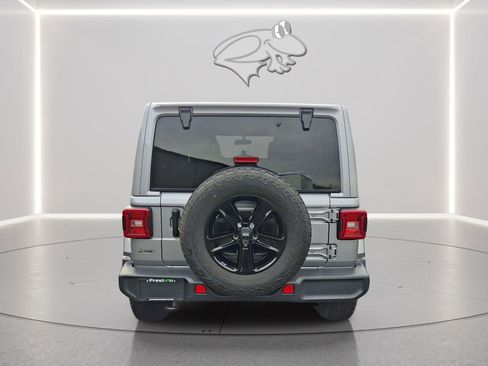 Used 2021 Jeep Wrangler Unlimited Sahara image 4