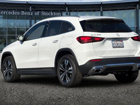 Certified 2025 Mercedes-Benz GLA 250 4MATIC image 6