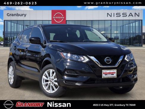 Used 2022 Nissan Rogue Sport S FWD image 1