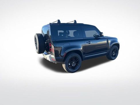 Used 2023 Land Rover Defender 90 S image 5