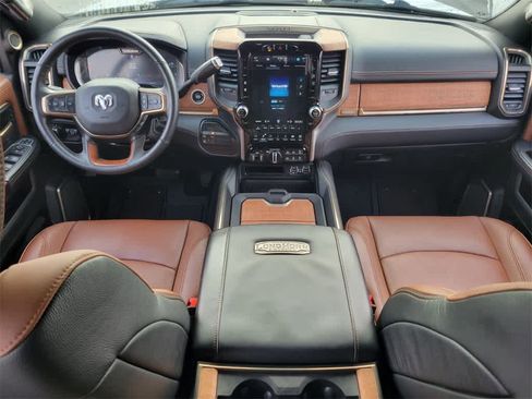 Used 2023 RAM 3500 Limited image 13