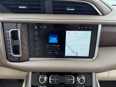 Used 2022 GMC Yukon Denali AWD/4WD image 36