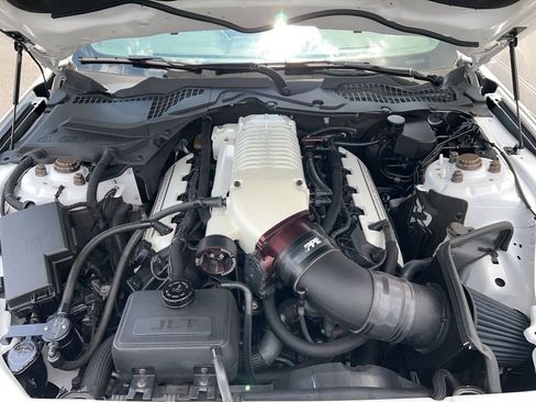Used 2015 Ford Mustang GT Premium w/ Equipment Group 401A RWD image 6