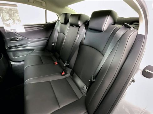 Used 2025 Lexus ES 350 image 18