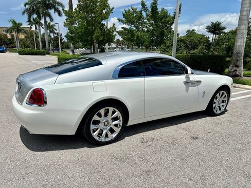 Used 2020 Rolls-Royce Wraith RWD image 6