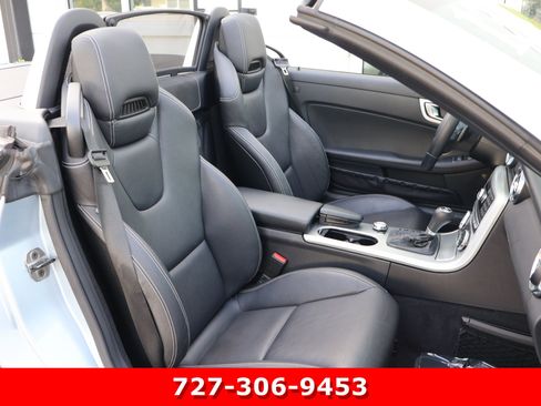 Used 2013 Mercedes-Benz SLK 350 image 19