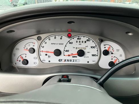 Used 2002 Ford Explorer Sport Trac 4x4 image 19