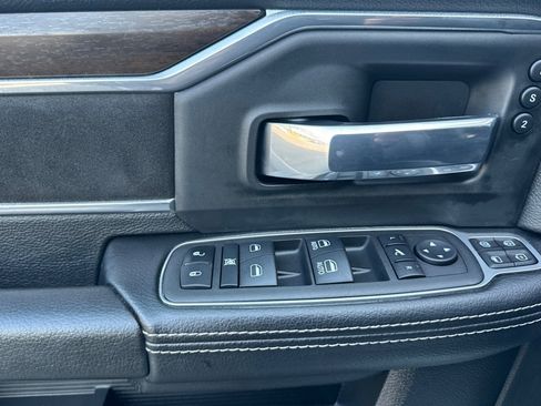 Used 2023 RAM 2500 Laramie image 12