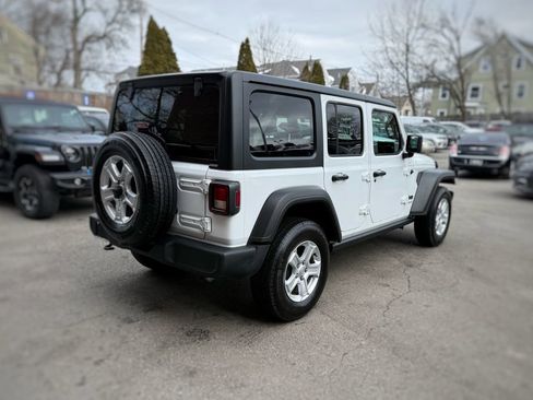 Used 2022 Jeep Wrangler Unlimited Sport image 10