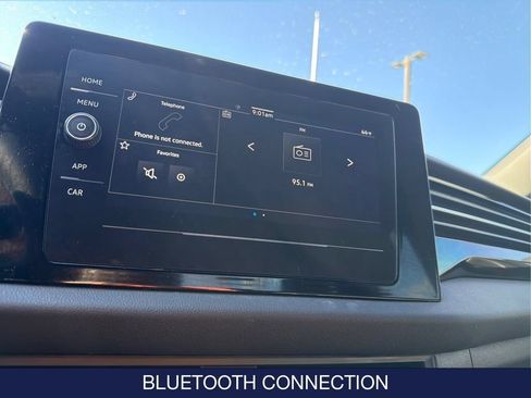 Used 2025 Volkswagen Jetta Sport FWD image 16