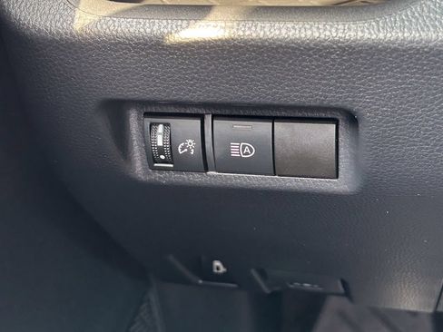 Used 2025 Toyota RAV4 LE AWD/4WD image 23