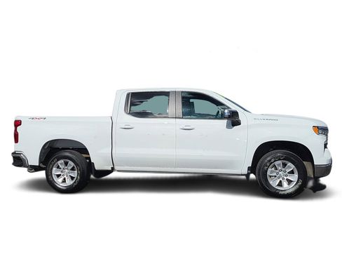 Used 2025 Chevrolet Silverado 1500 LT image 2