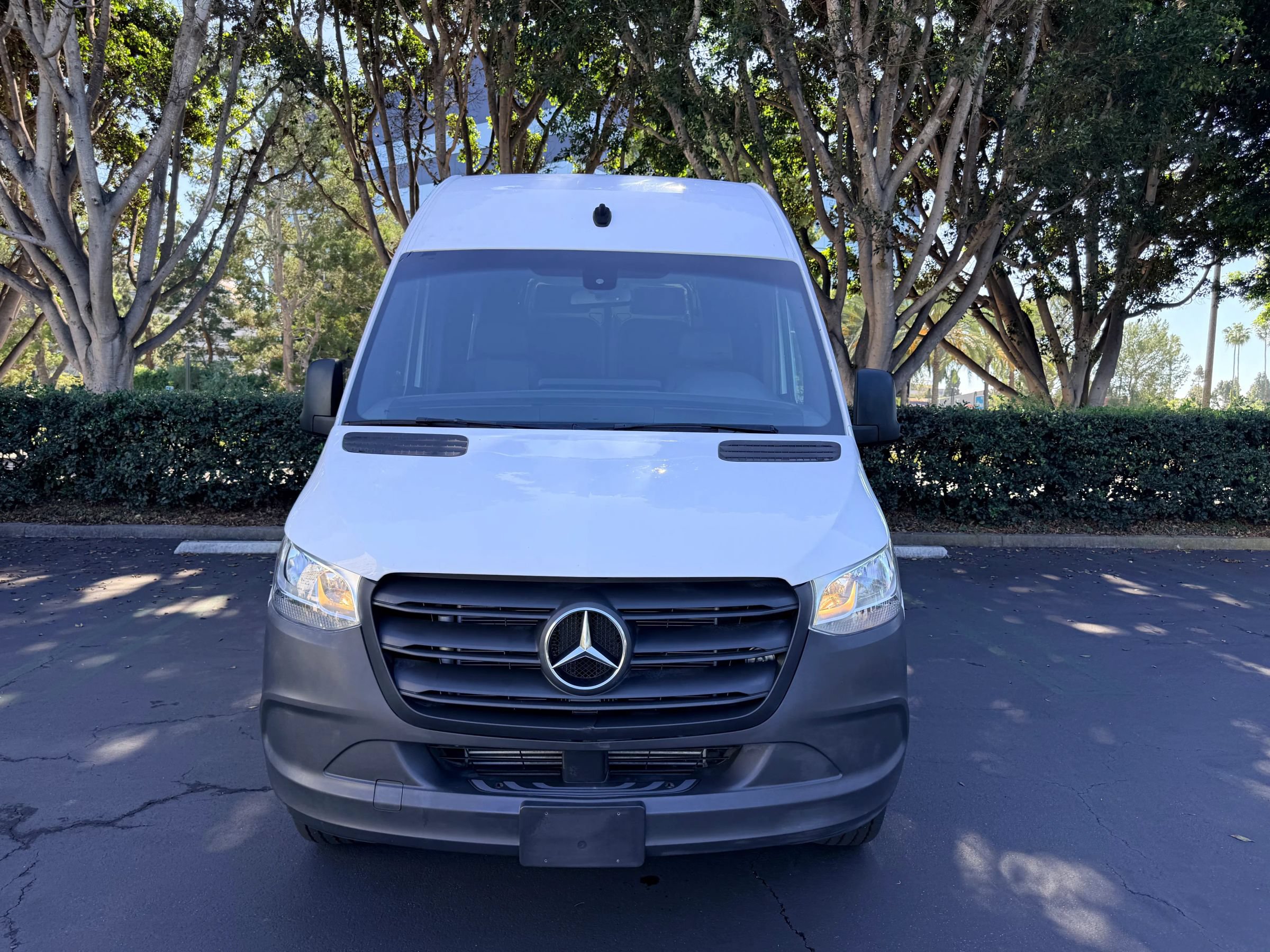 Used 2022 Mercedes-Benz Sprinter 2500 144 Cargo image 11
