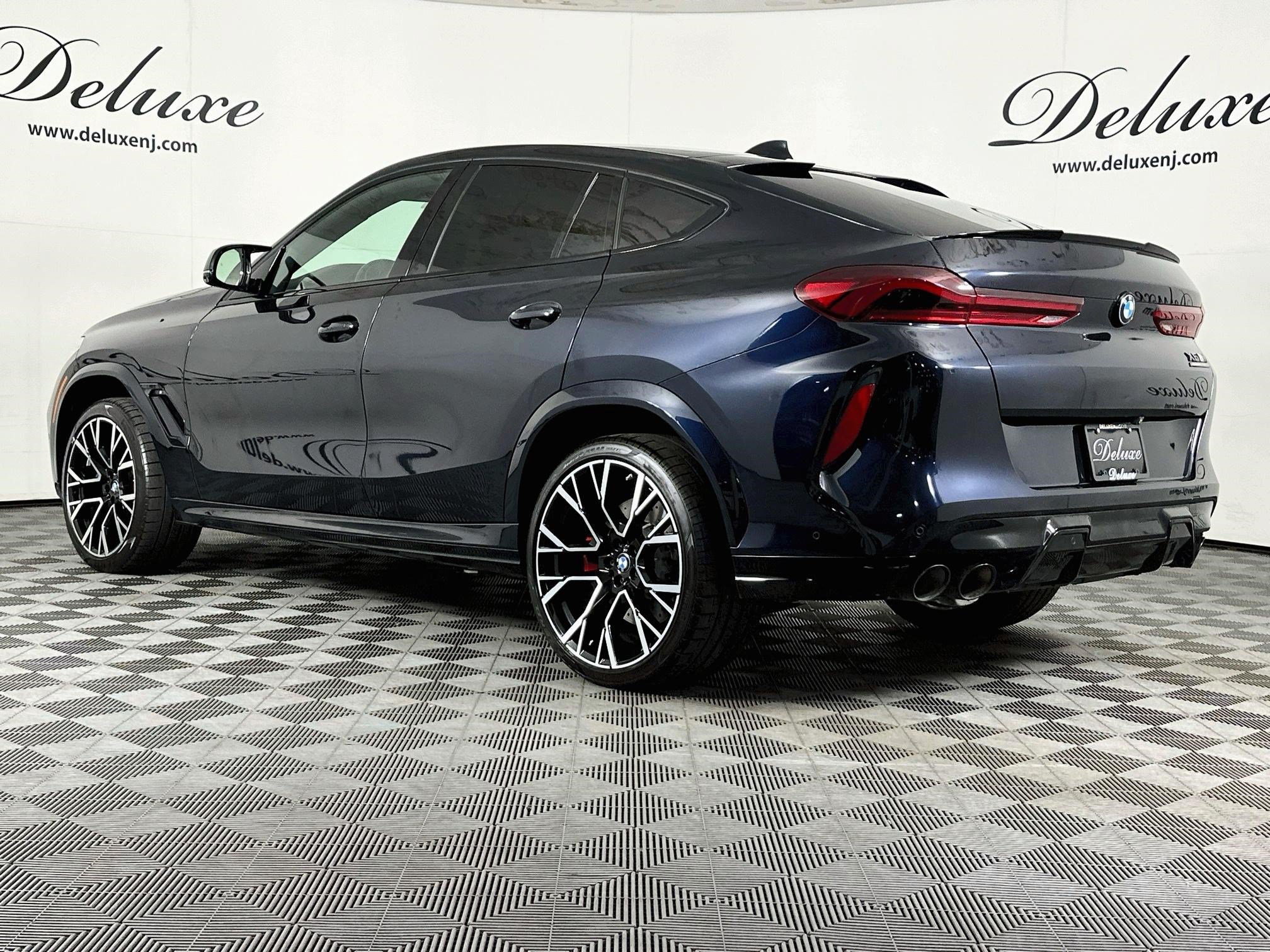 Used 2021 BMW X6 M w/ Competition Package AWD/4WD image 4