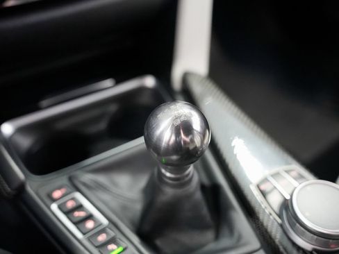 Used 2018 BMW M4 Coupe RWD image 17