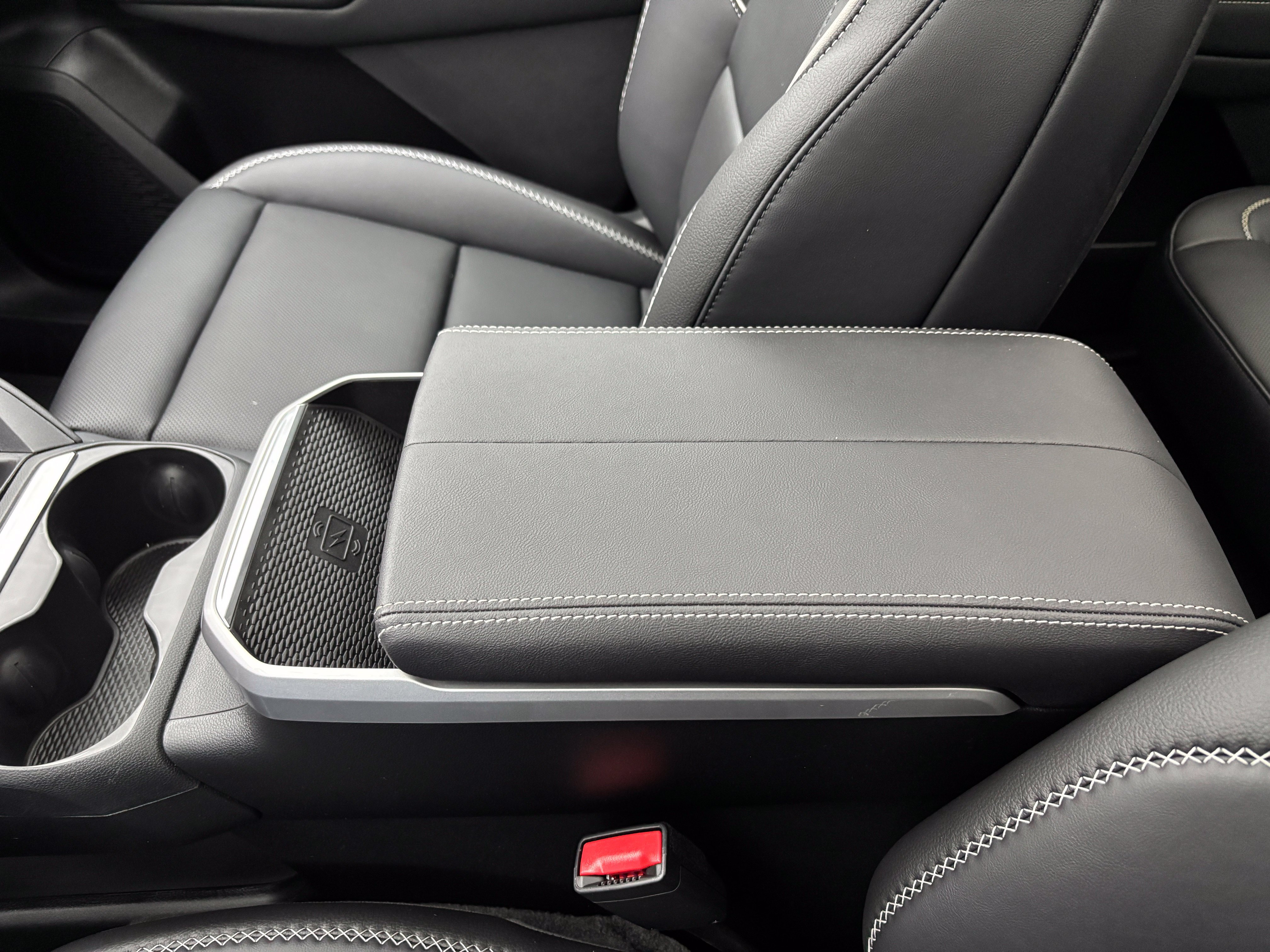New 2027 GMC Terrain Denali w/ LPO, Floor Liner Package AWD/4WD image 32