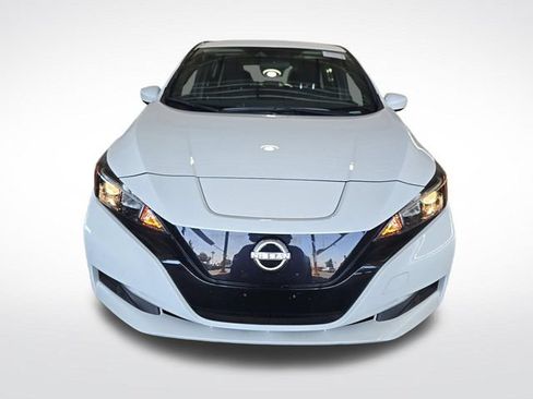 Used 2023 Nissan Leaf S FWD image 2