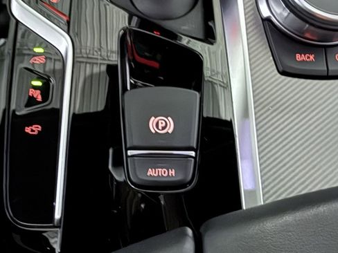 Used 2019 BMW M5 w/ Executive Package image 44