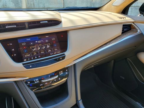 Used 2023 Cadillac XT5 Sportv w/ Platinum Package image 31