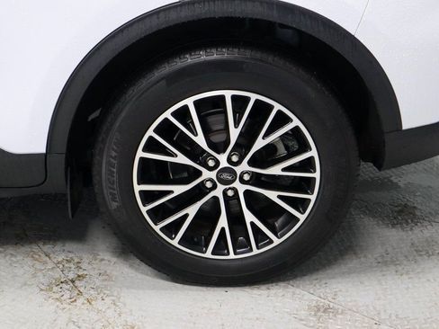 Certified 2023 Ford Escape SE image 20