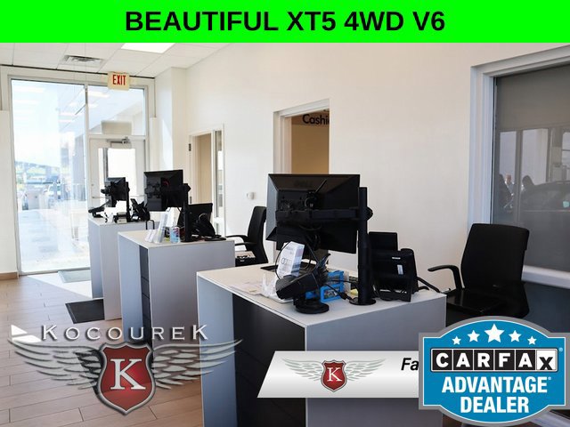 Used 2021 Cadillac XT5 Premium Luxury AWD/4WD image 37