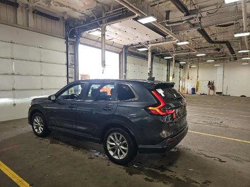 Used 2025 Honda CR-V EX-L image 5