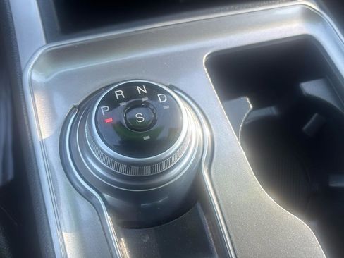 Used 2024 Ford Edge SEL image 13