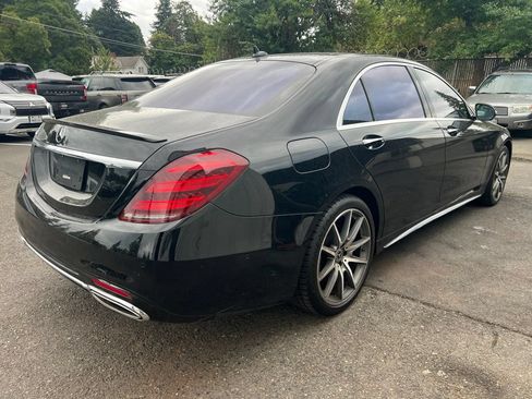 Used 2019 Mercedes-Benz S 560 Sedan image 4