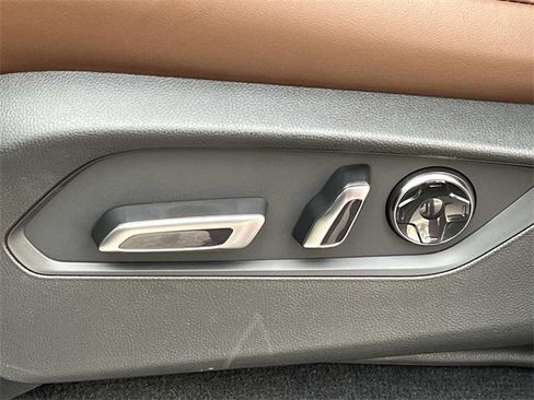 Used 2026 Acura MDX w/ Technology Package image 35