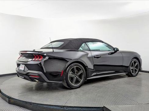 Used 2024 Ford Mustang Premium image 32