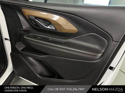 Used 2021 GMC Terrain SLE FWD image 42