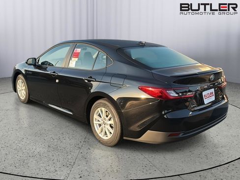 New 2026 Toyota Camry LE FWD image 4