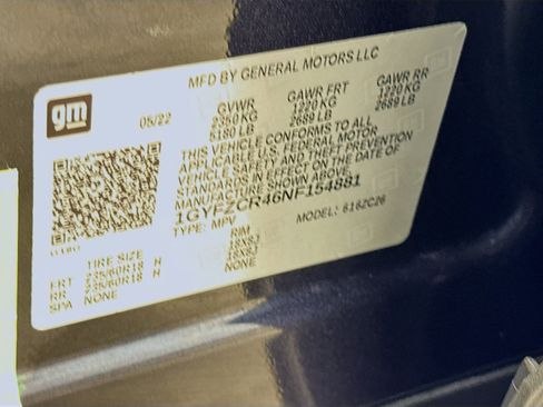 Used 2022 Cadillac XT4 Premium Luxury w/ Enhanced Visibility Package FWD image 34