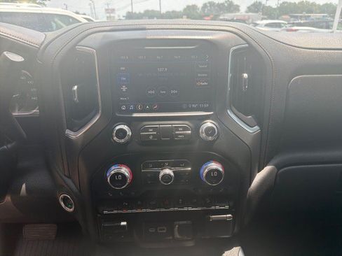 Used 2020 GMC Sierra 1500 AT4 w/ AT4 Premium Package AWD/4WD image 21