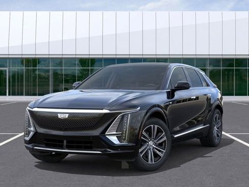 New 2026 Cadillac Lyriq Luxury image 6