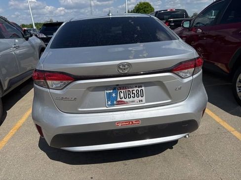 Used 2021 Toyota Corolla LE w/ LE Convenience Package FWD image 5