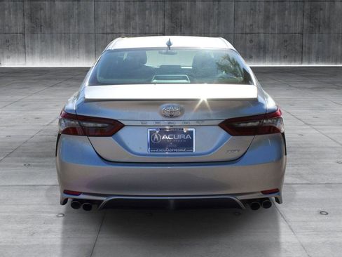 Used 2024 Toyota Camry XSE FWD image 4