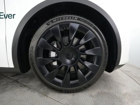 Used 2023 Tesla Model Y Long Range AWD/4WD image 20