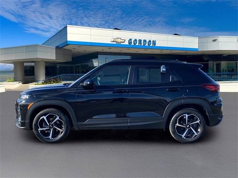 Used 2023 Chevrolet TrailBlazer RS image 3
