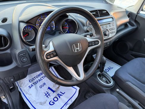 Used 2013 Honda Fit Sport image 9