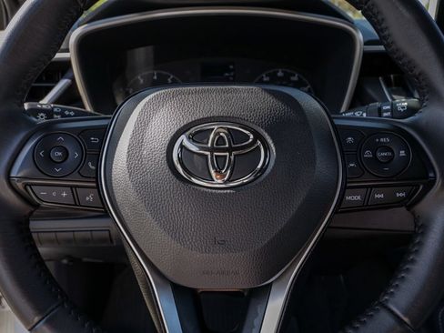 Used 2025 Toyota Corolla SE FWD image 27