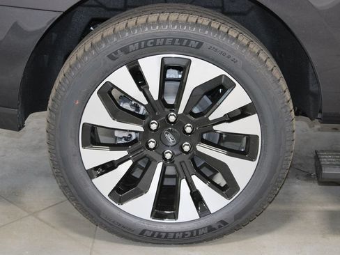 New 2026 Ford Expedition Platinum AWD/4WD image 15