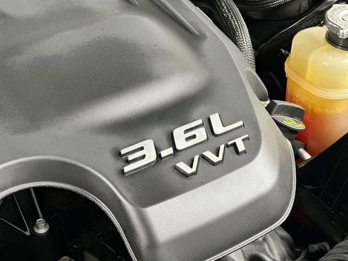 Used 2021 Chrysler 300 S image 22