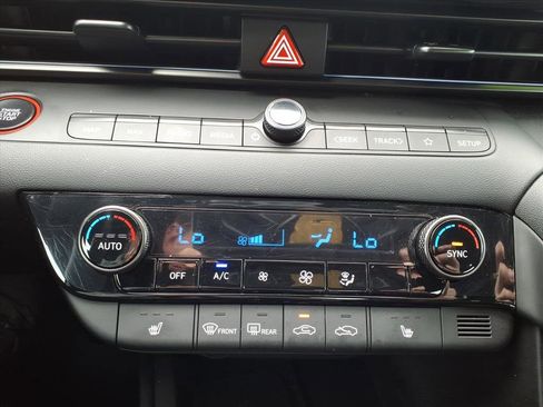 Certified 2025 Hyundai Elantra N Line image 22