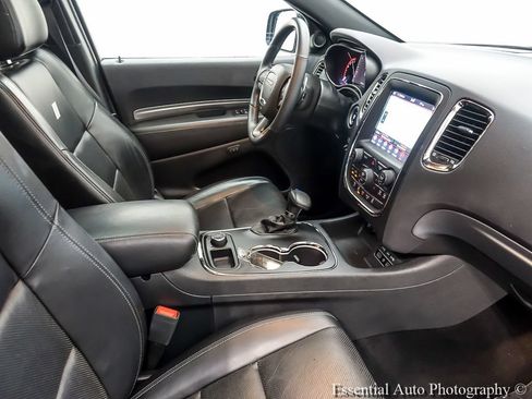 Used 2019 Dodge Durango R/T w/ Technology Group AWD/4WD image 28