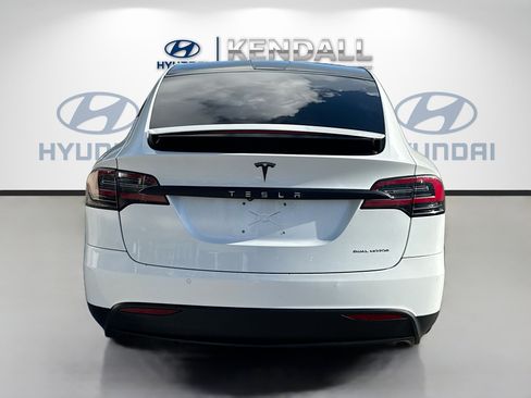 Used 2020 Tesla Model X Long Range image 5