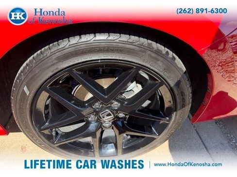 Used 2024 Honda Civic Sport image 3