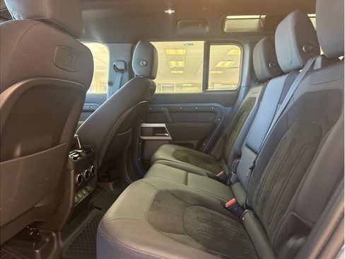 Used 2021 Land Rover Defender 110 S image 21